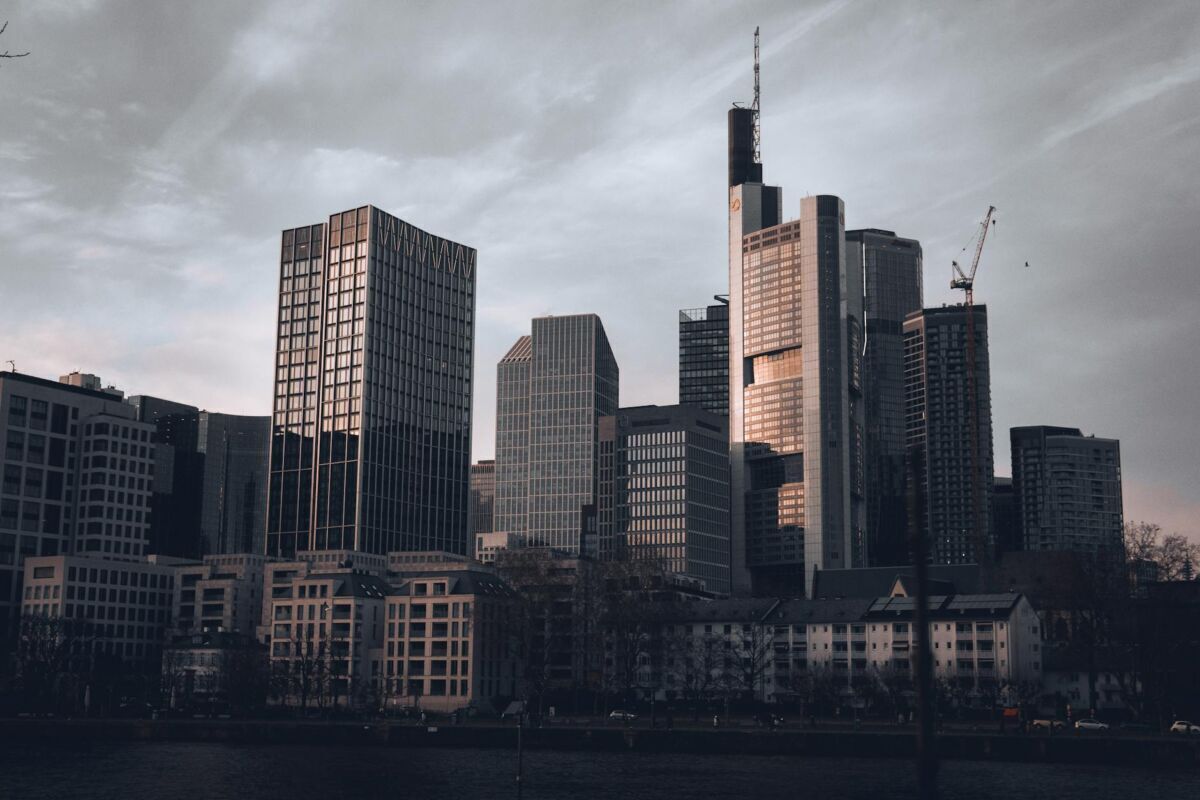 Home Instead (Frankfurt-Mitte) - Krankenversicherung